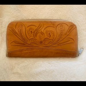 Hand crafted Wallet from Paraguay